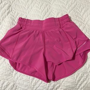 Lululemon sonic pink hotty hots size 0